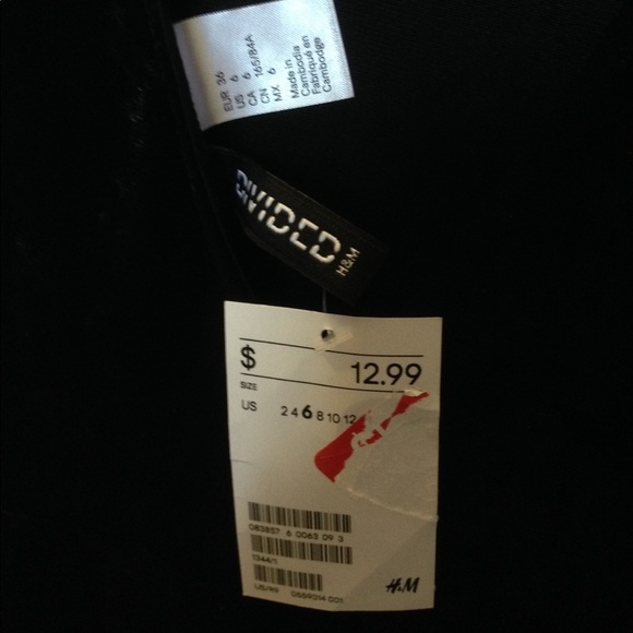 Black Velvet dress Brand New - Picture 3 of 3